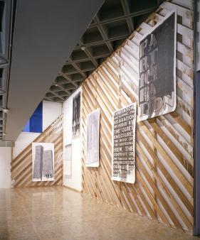Daniela Brahm, Proclamation Wall, 2006 in: Asterism. Artists living in Berlin, Museo Tamayo, Mexico D.F.
